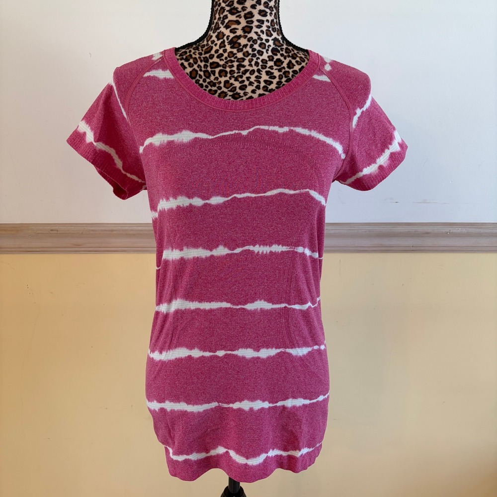 Lululemon Swiftly Tech Short Sleeve Crew Pink White Tie Dye Stripe Top Size 8